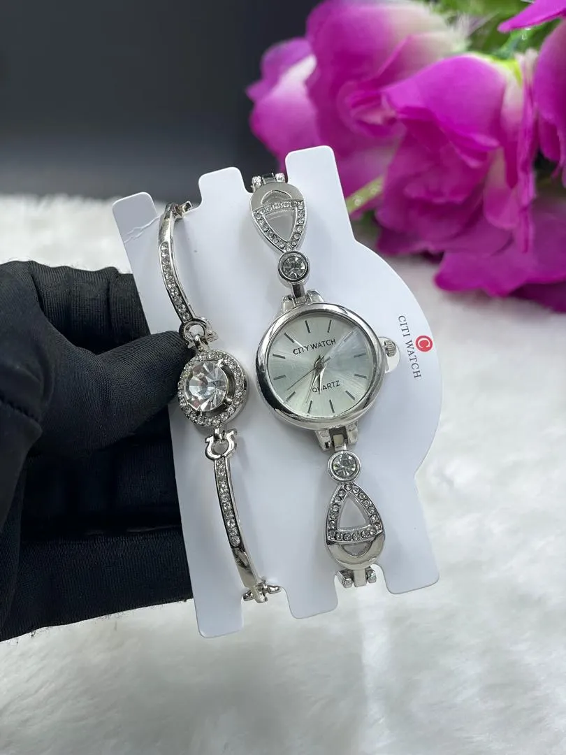 Wristwatch and bracelet combo - 6