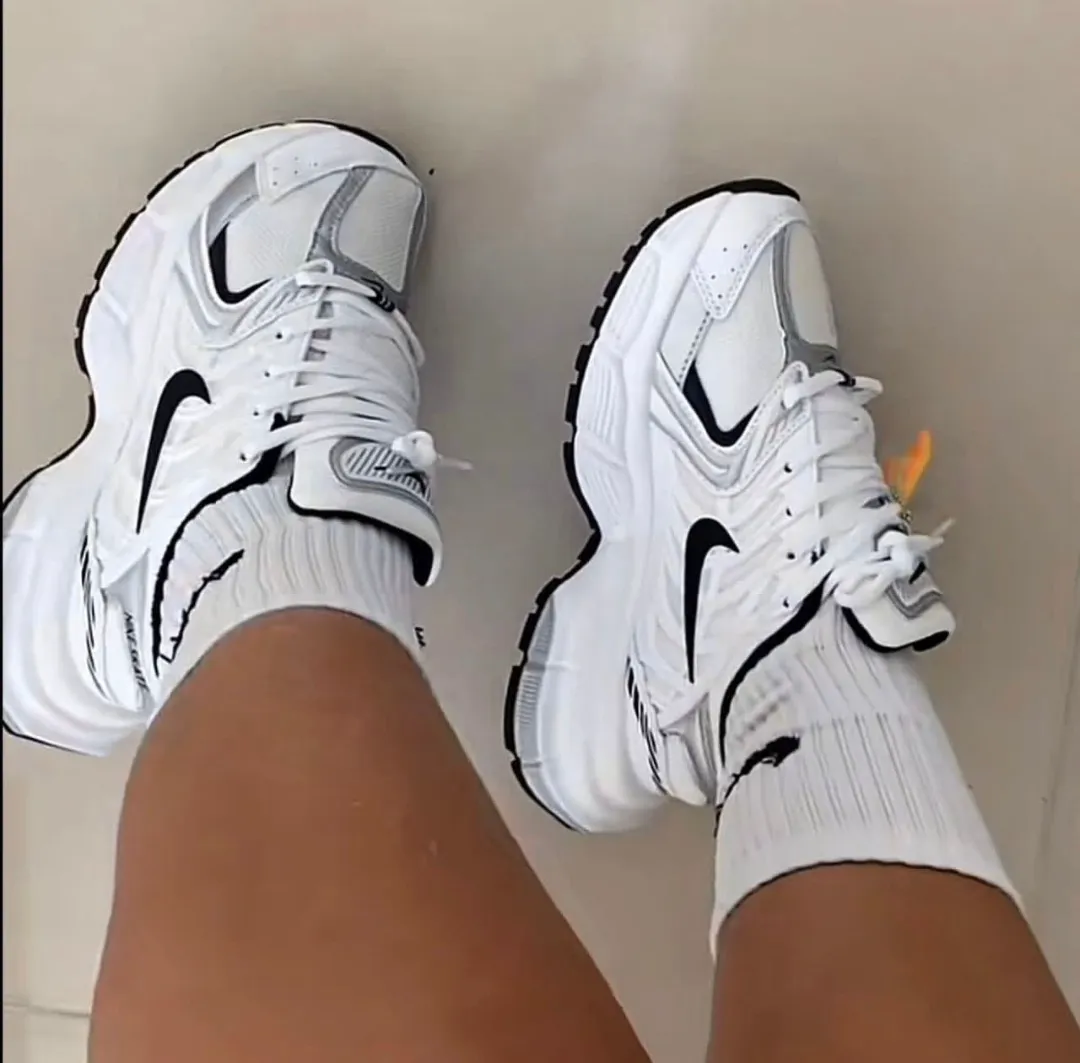 Sneakers - 2