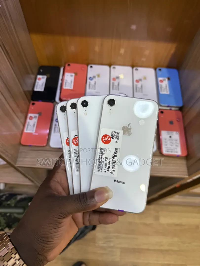 iPhone xr - 1
