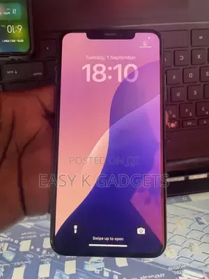 iPhone 11 - 2