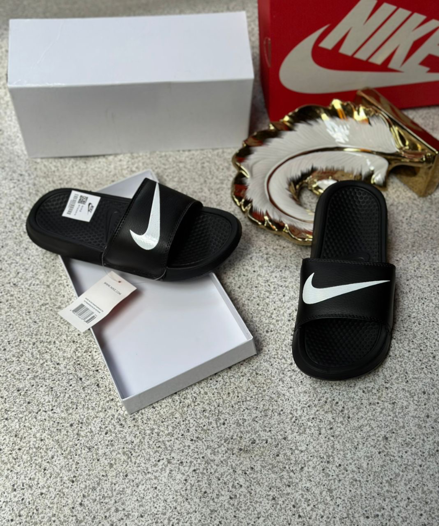 Nike Comfort & SB Slides