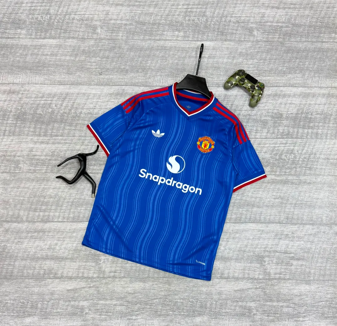 Manchester United 26/27 jerseys - 2