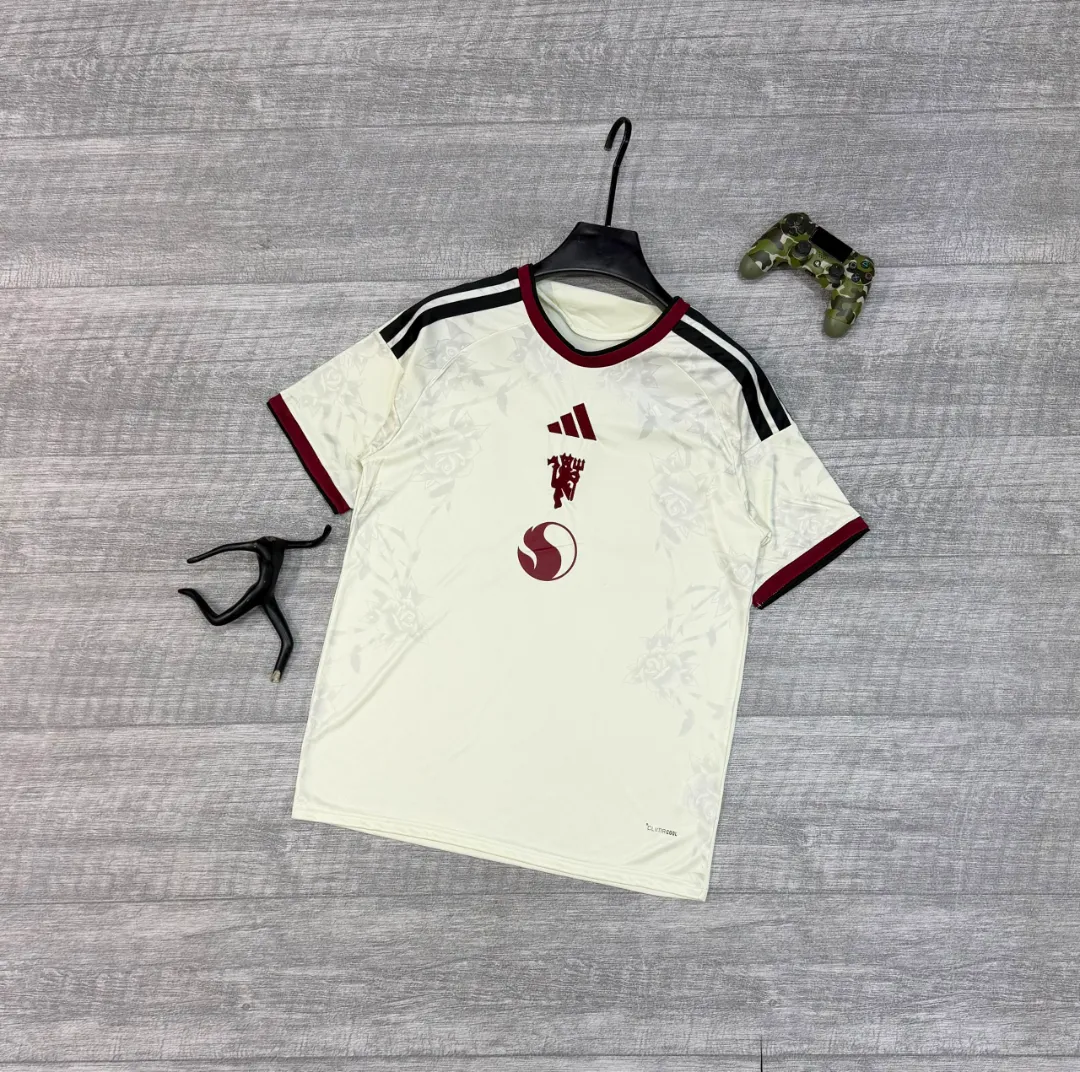 Manchester United 26/27 jerseys - 3