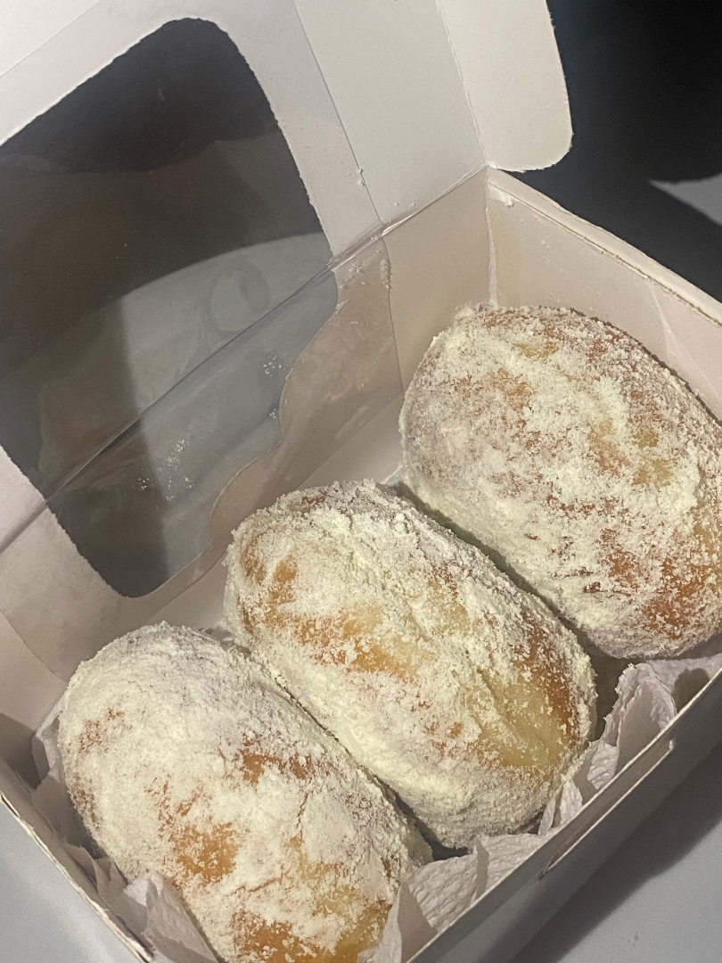 Box of 3 doughnuts - 4