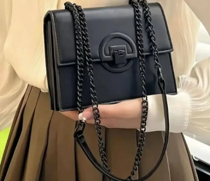 Chain hand bag - 1